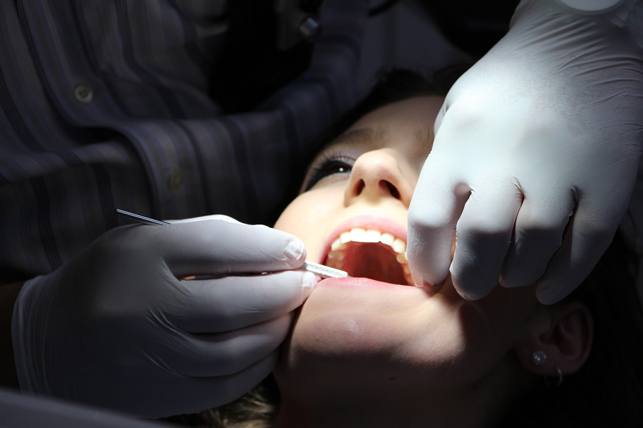 矯正の抜歯の痛みってどれくらい？４本抜き終わった感想